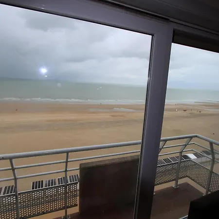 Apartment Zeezicht